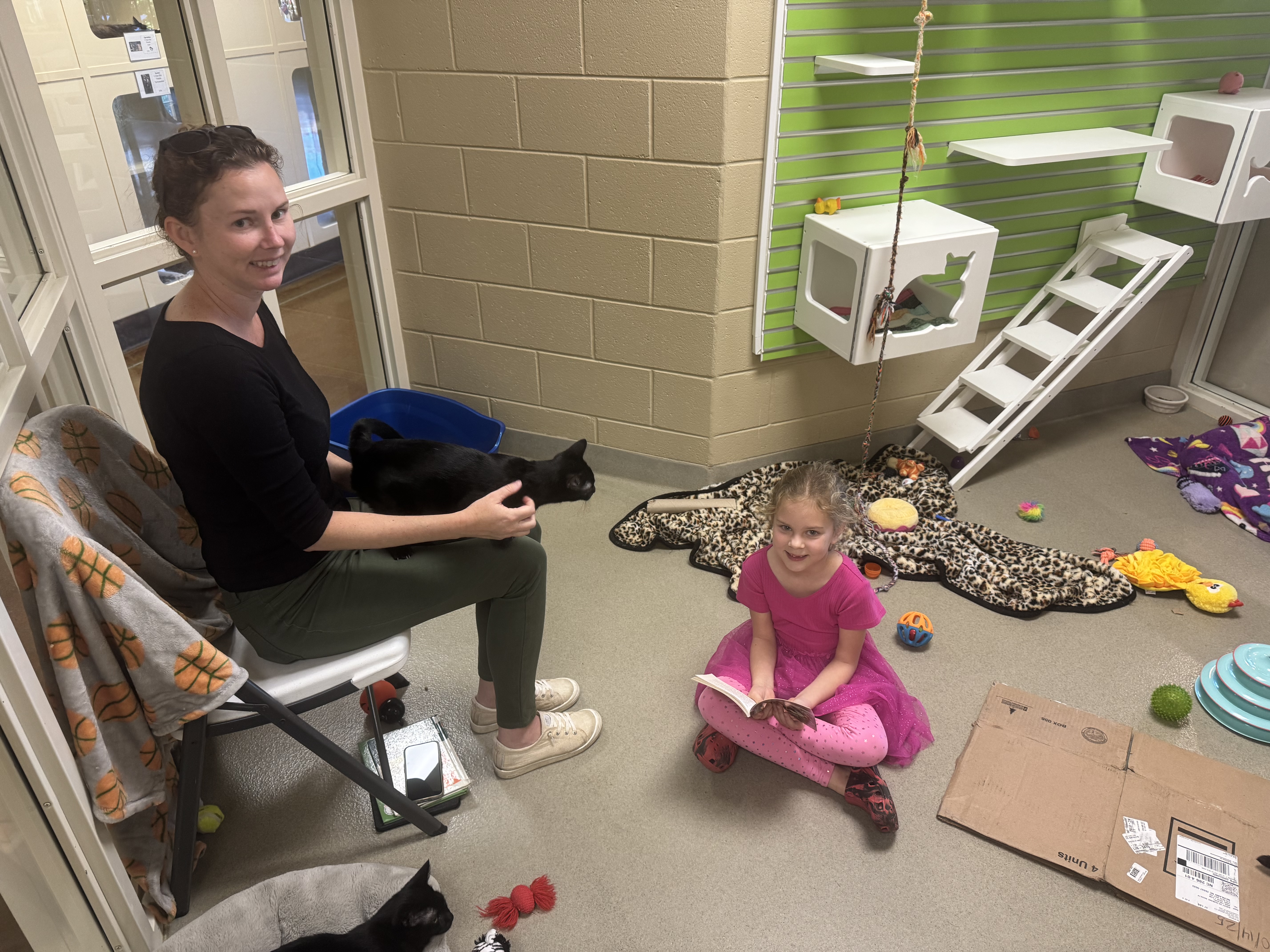 Sara and Madeline Rescue Readers